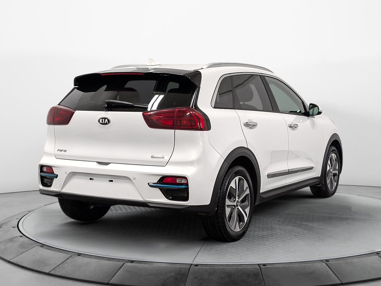 Kia NIRO EV SX Touring Toit Ouvrant Sièges Chauffants 2020 Sherbrooke - photo #5