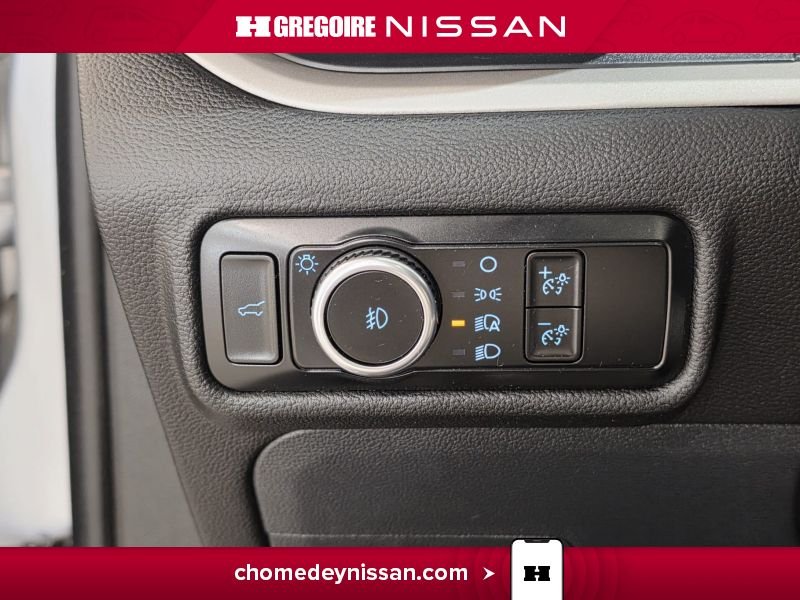 2023 Ford Explorer Silver Laval - photo #14