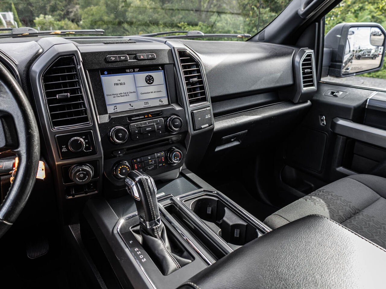 2018 Ford F-150 Grey Sainte-Julienne - photo #17