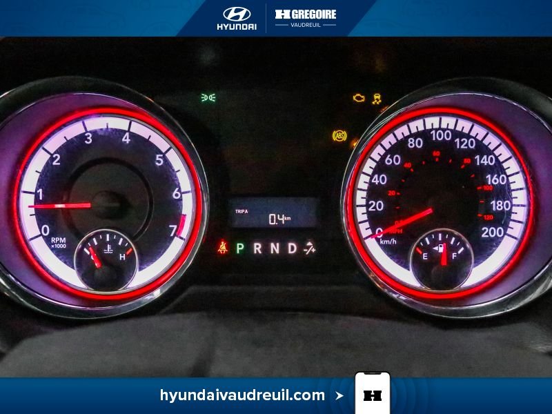 Dodge GR Caravan YA921 | Canada Value Package 2WD 2018 Rouge Laval - photo #24