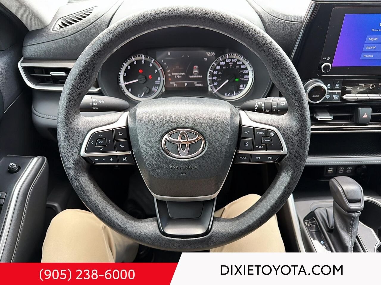 2023 Toyota Highlander Heated Seats, Alloy Wheels, Bluetooth Midnight Black Metallic Mississauga - photo #10