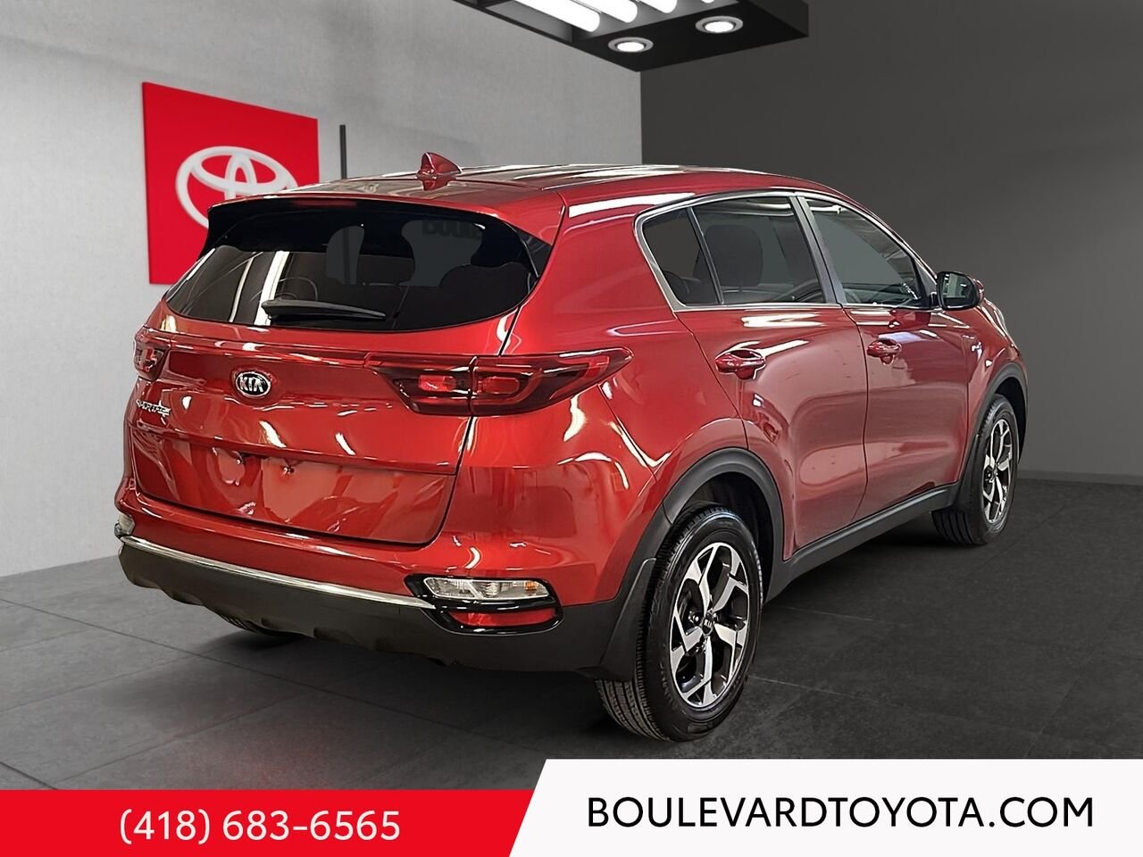 2021 Kia Sportage 99685B-105 | LX, AWD Red Québec - photo #3