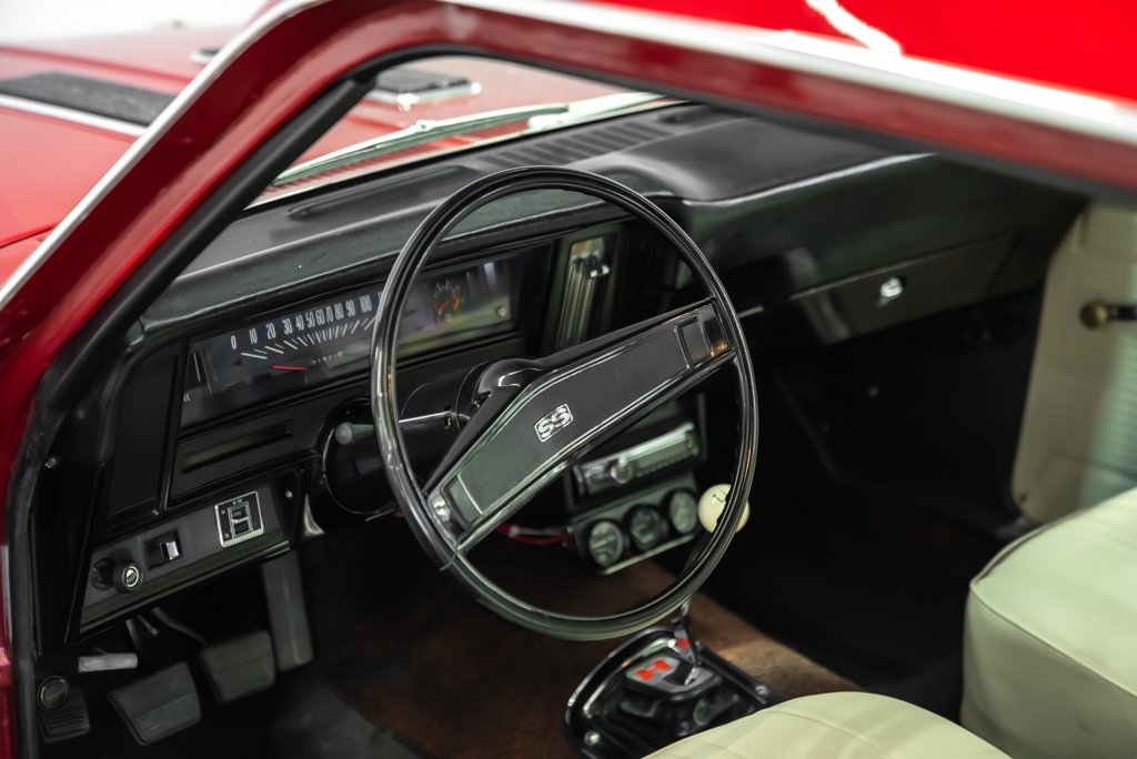 Chevrolet Nova 1972 Rouge Montréal - photo #21