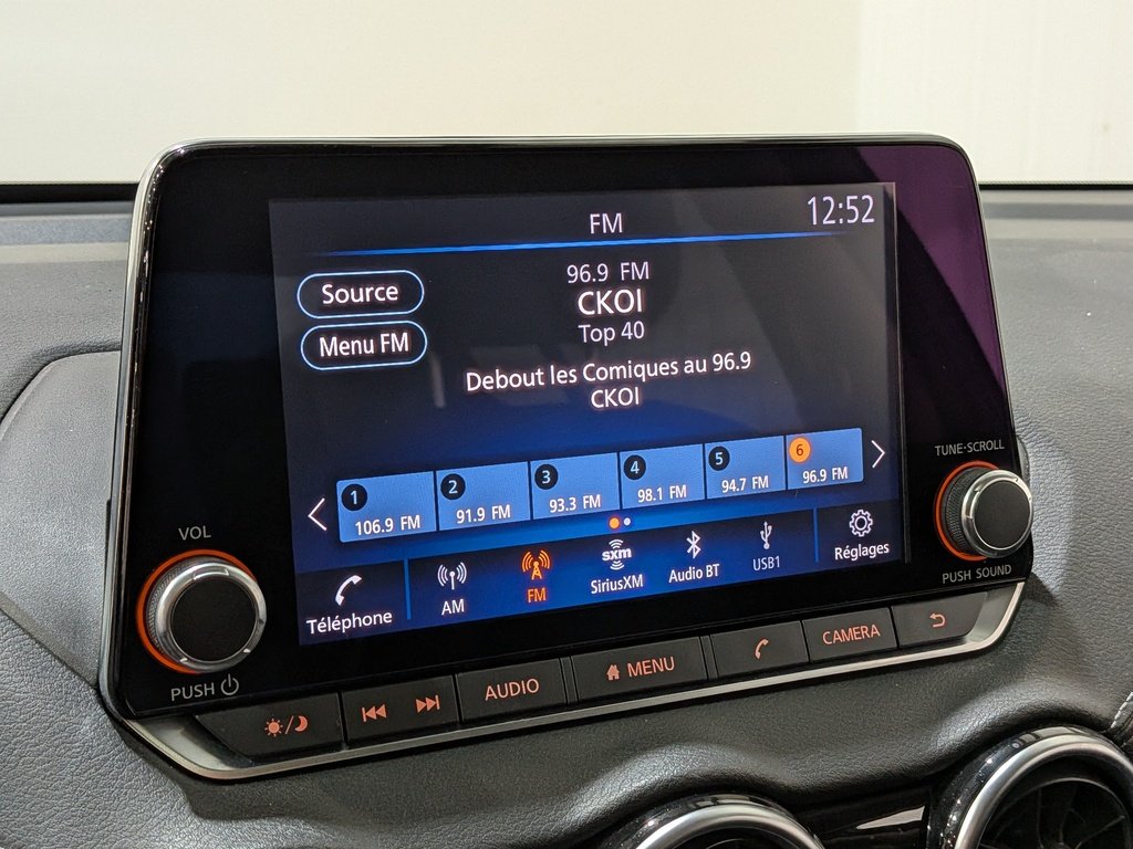 2021 Nissan Sentra SV CVT Black Val-David - photo #19