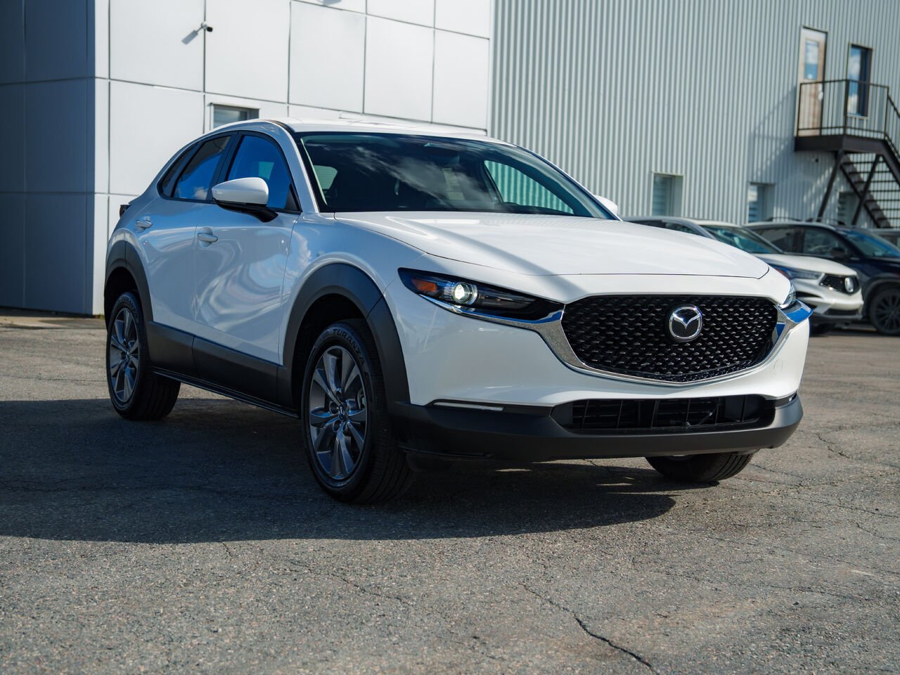MAZDA CX-30 26152 | GS TI 2026 Blanc neige nacré Val-d'Or - photo #2
