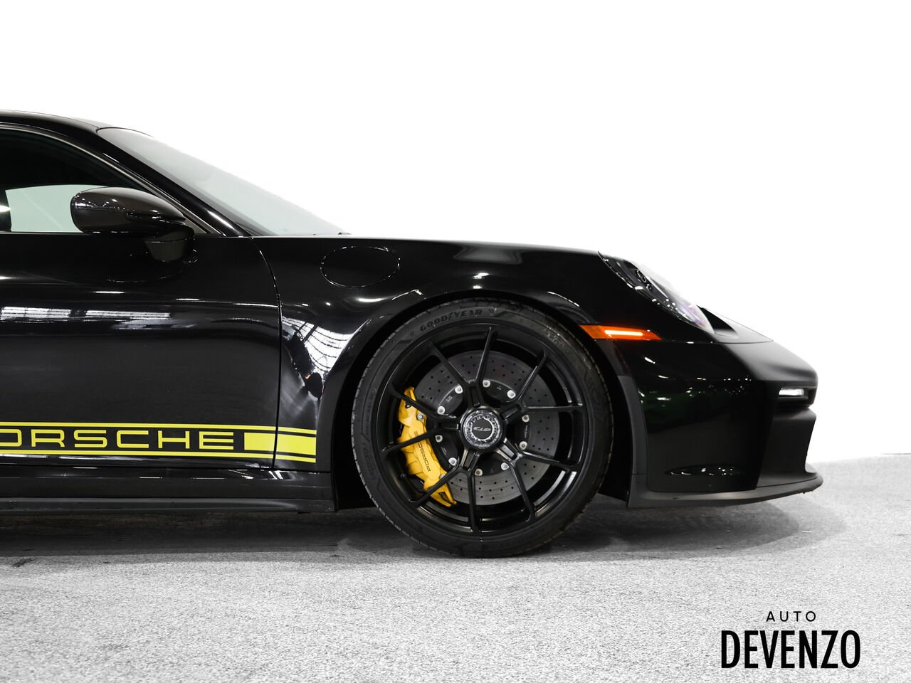 2024 Porsche 911 Black Saint-Eustache - photo #4
