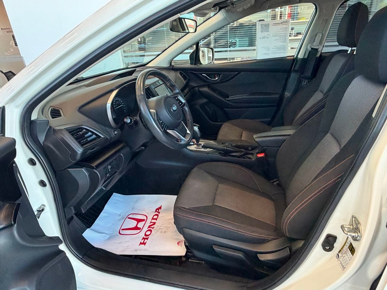 2022 Subaru Crosstrek White Notre-Dame-des-Prairies - photo #6