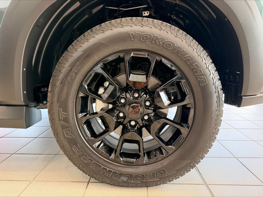 NISSAN Armada ARMADA PRO-4X 2026 Noir intense/Gris alpin