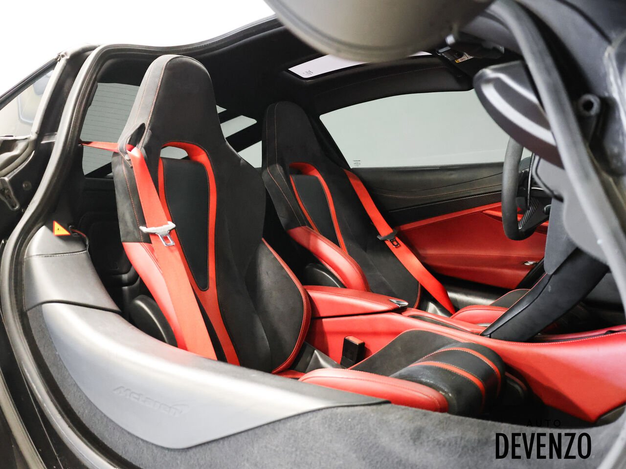 2018 McLaren 720S Purple Saint-Eustache - photo #12