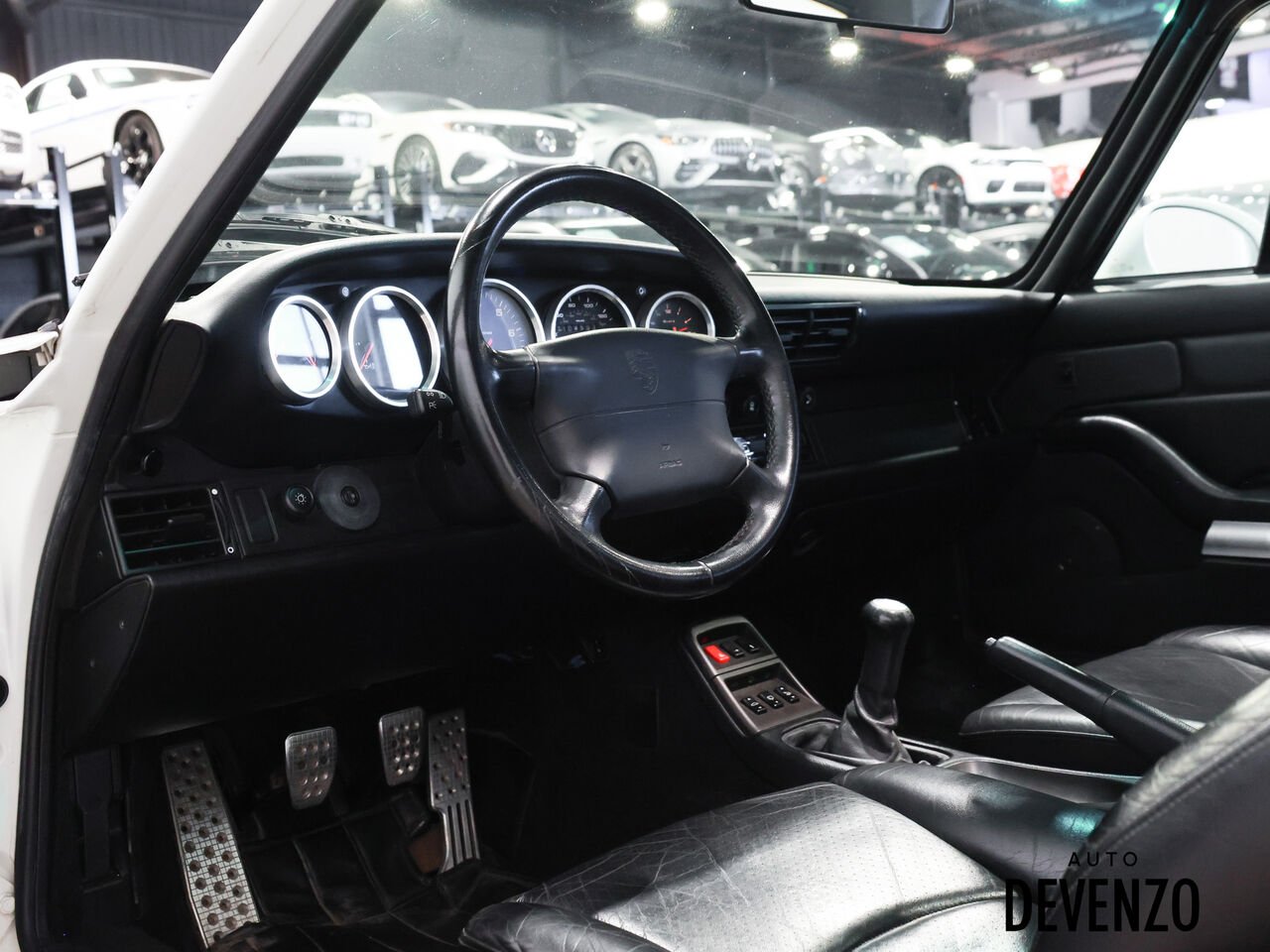 Porsche Carrera 4s 1996 Blanc Saint-Eustache - photo #9