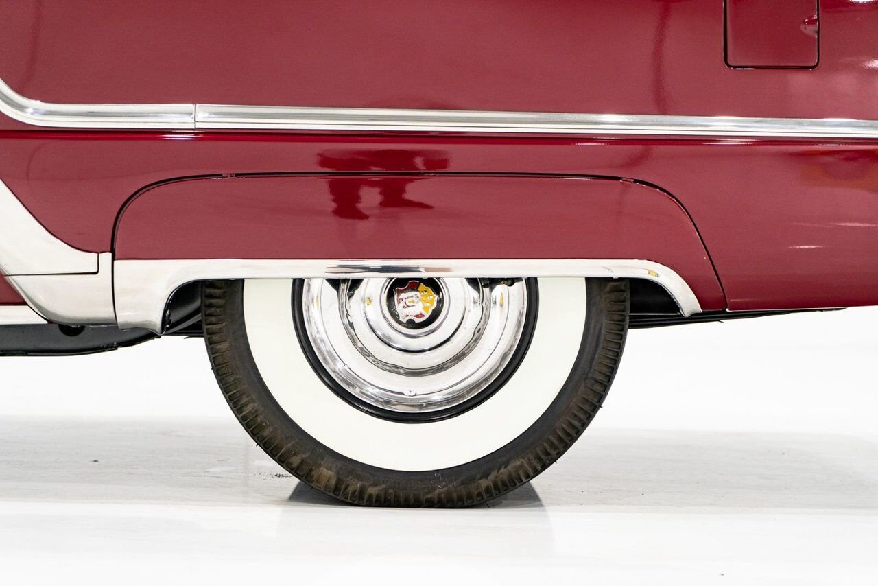 Oldsmobile 98 PRIX EN USD | Convertible Beautifully Presented from complete Restoration 1953 Rouge Montréal - photo #80