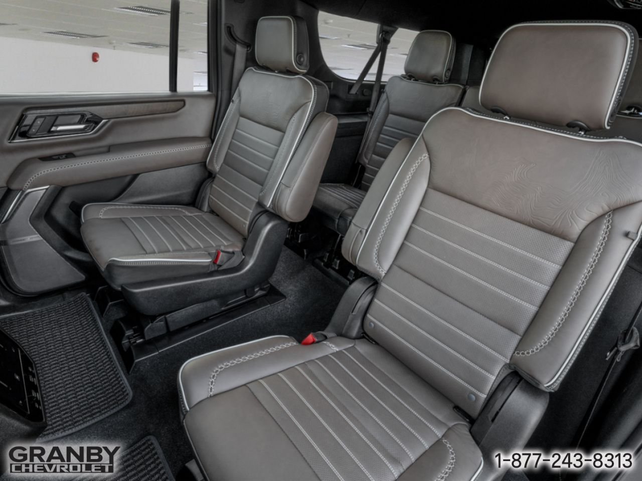 2027 GMC Yukon XL YUKON XL 4WD DENALI ULTIMATE (5SB) | 27-0329 ONYX BLACK Granby - photo #6