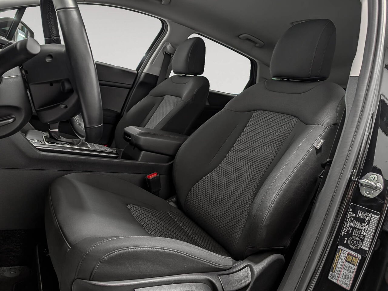 Kia Sportage AWD LX Sièges Chauffants 2026 Noir Sherbrooke - photo #8