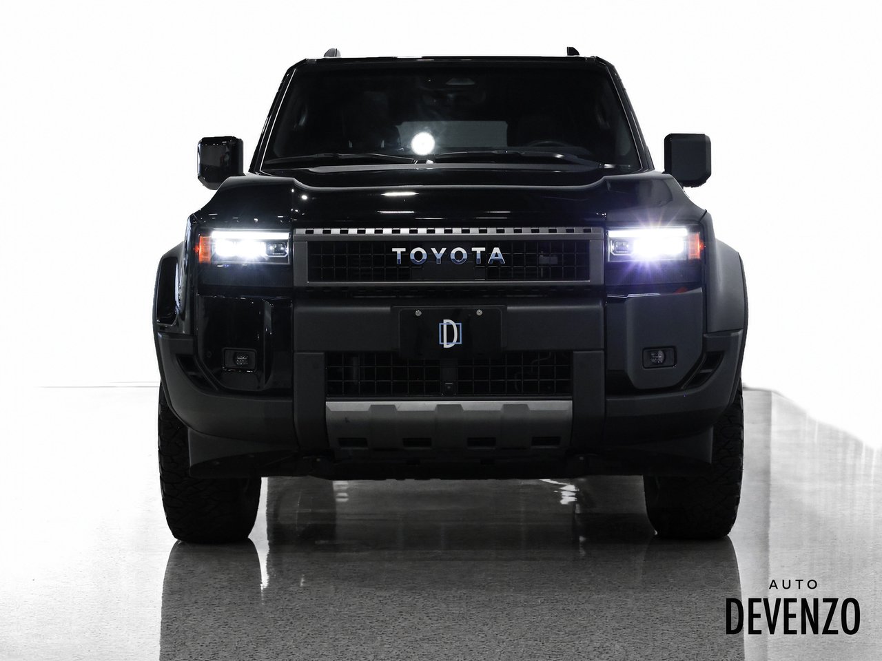 2024 Toyota Land Cruiser Black Saint-Eustache - photo #5