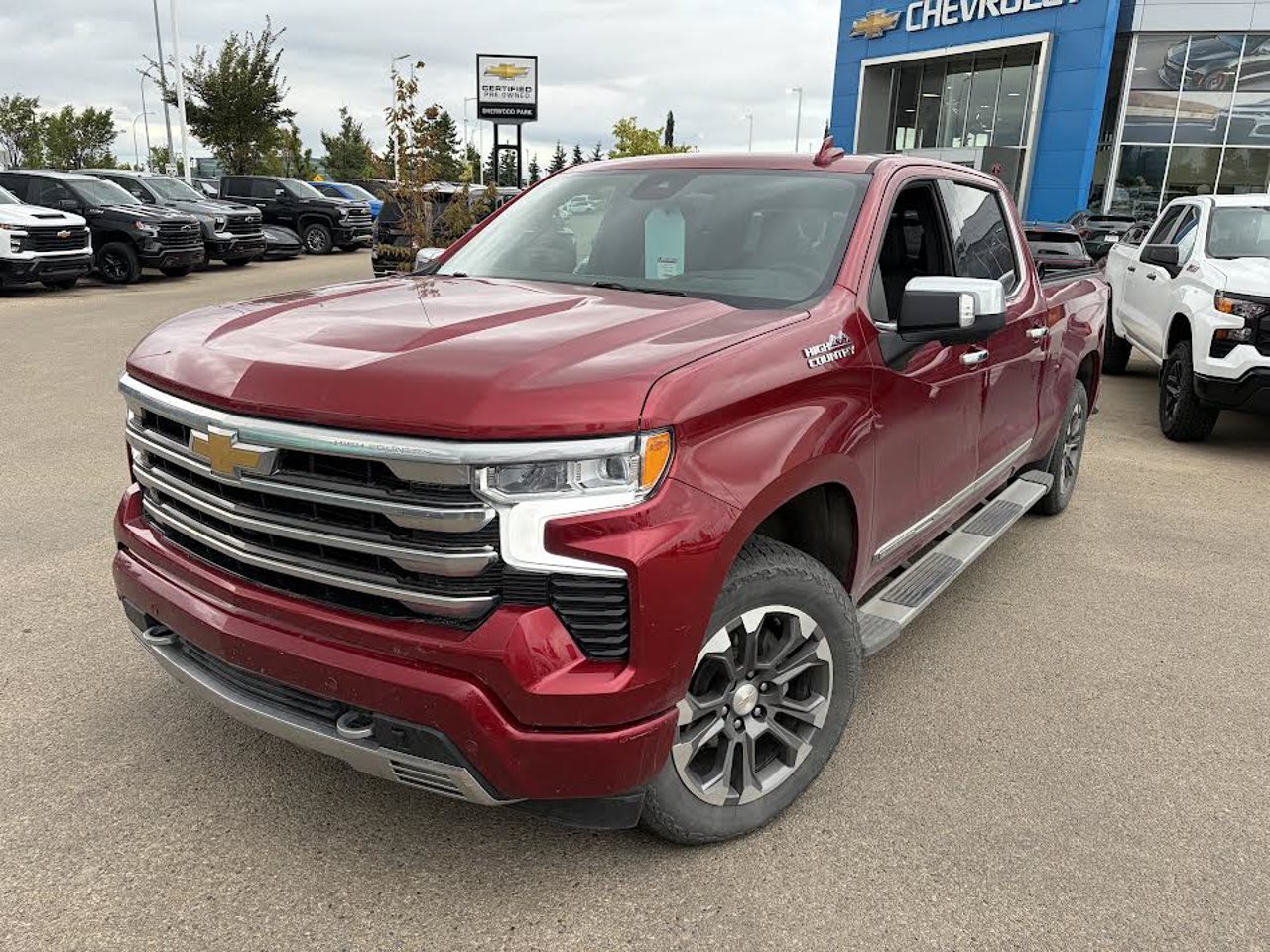2024 Chevrolet Silverado 1500 4WD Crew Cab 147 High Country Red Sherwood Park - photo #2