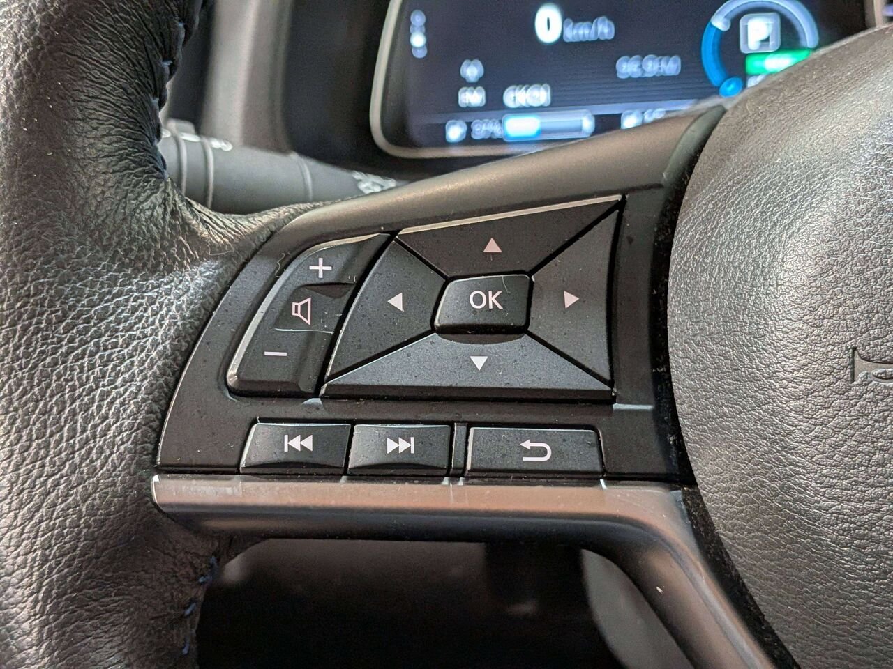 2024 Nissan LEAF SV PLUS Hatchback Blue Val-David - photo #15