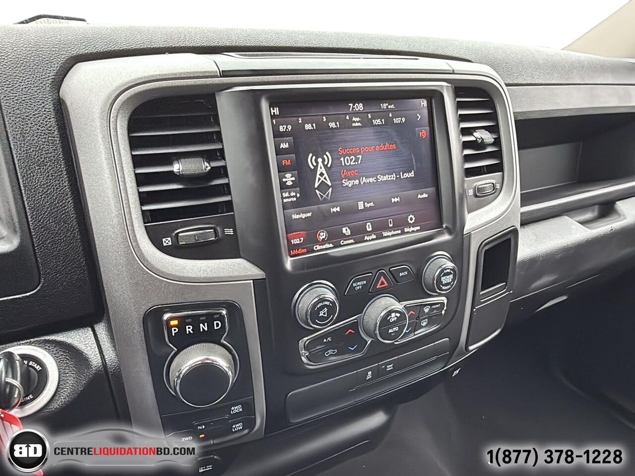 Ram 1500 Classic Express QUAD CAB V6 3.6L 4X4 | BD0187 2021 Noir Granby - photo #20