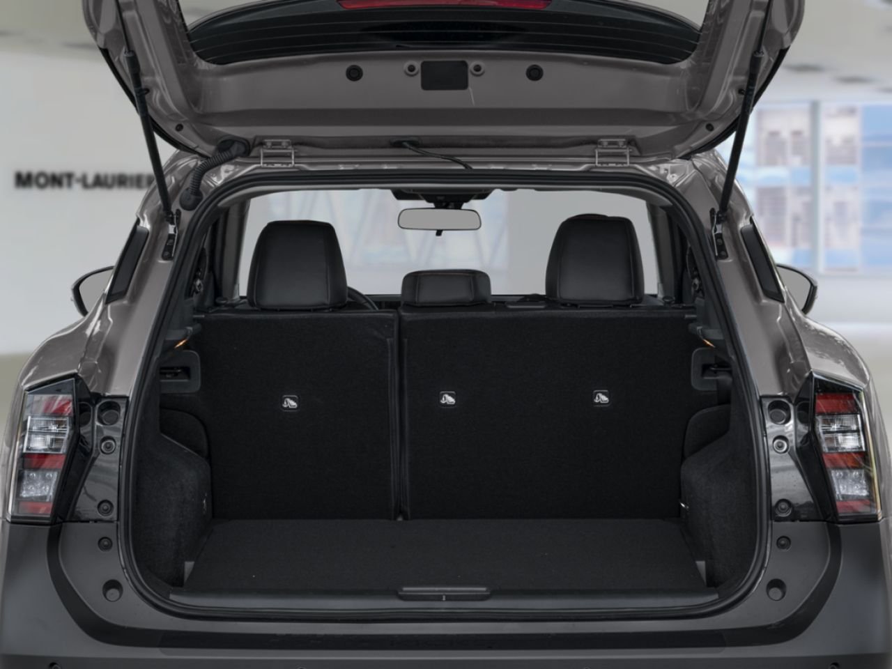 2026 NISSAN Kicks Gun Metal Metallic Mont-Laurier - photo #9