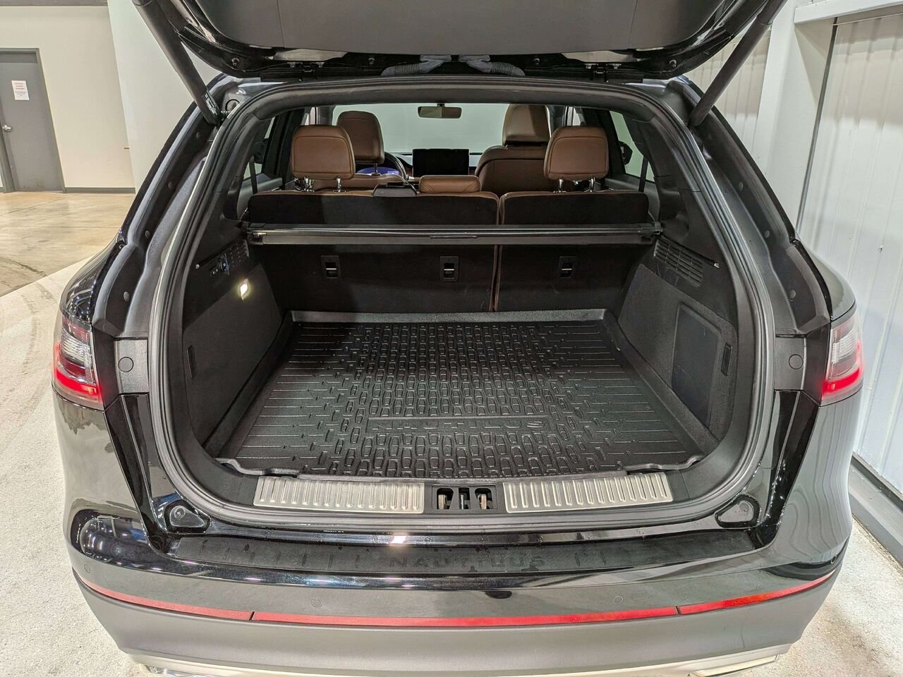 2022 Lincoln Nautilus Reserve AWD Black Val-David - photo #8