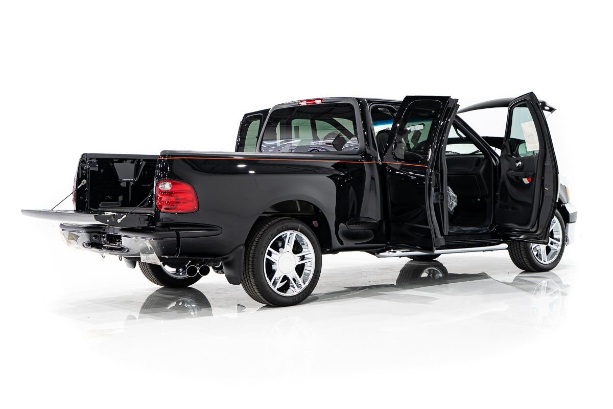 Ford F-150 Harley Davidson Edition In Delivery Packaging 2000 Noir Montréal - photo #81