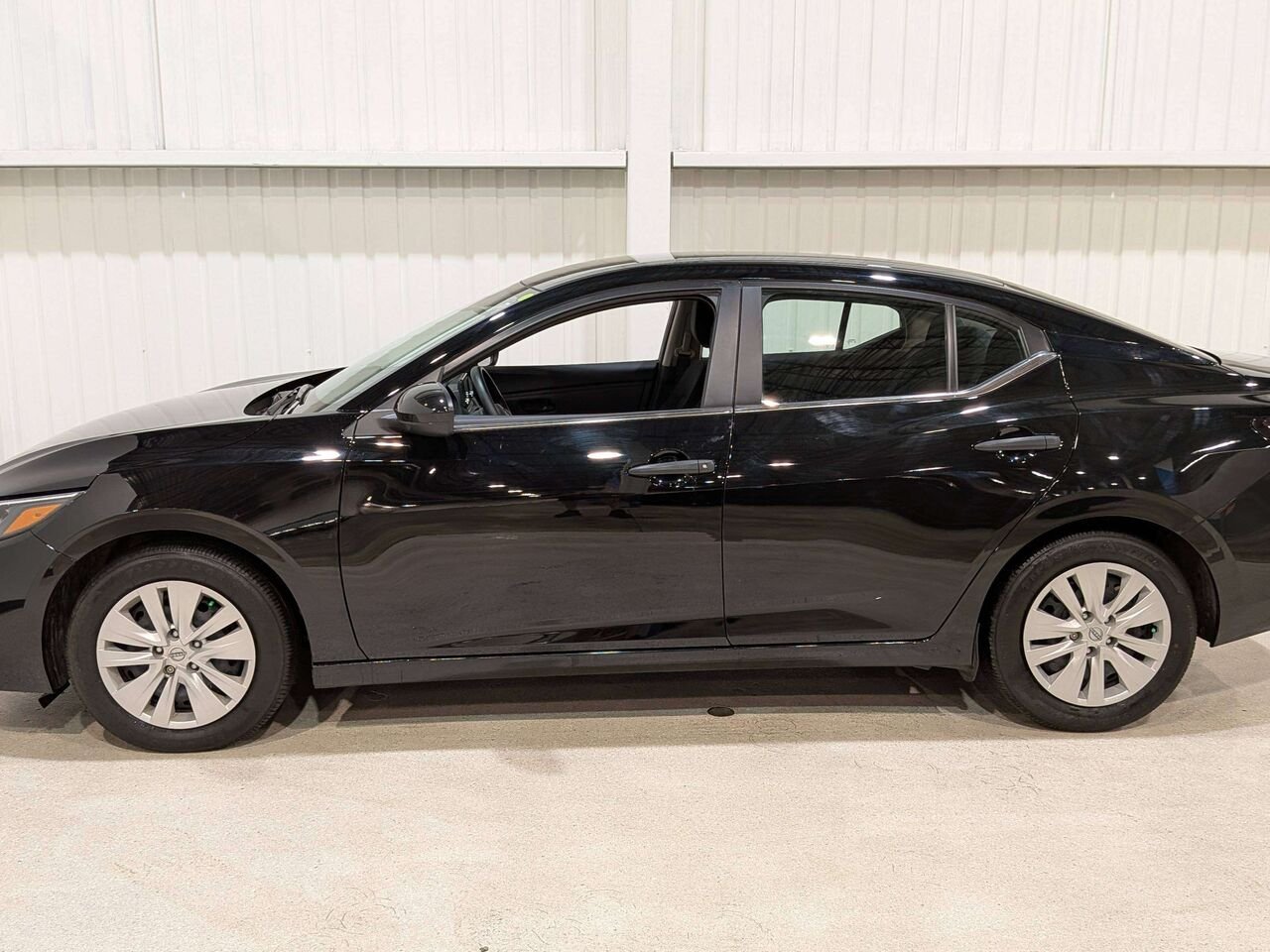 2024 Nissan Sentra S Plus CVT Black Val-David - photo #4