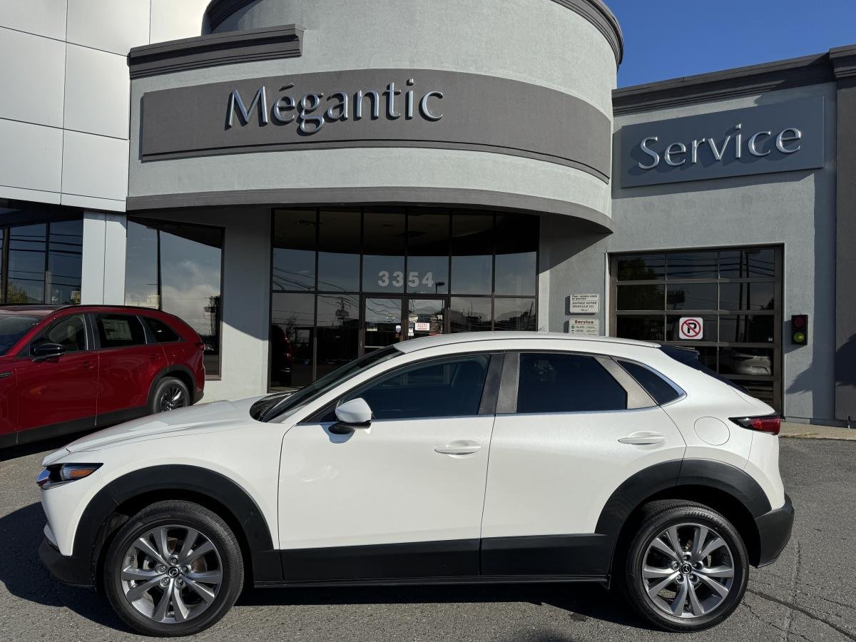 2023 Mazda CX-30 White Lac Mégantic - photo #1