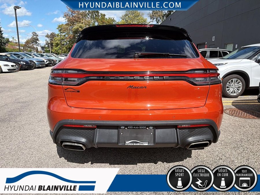 2022 Porsche Macan 2022 Orange