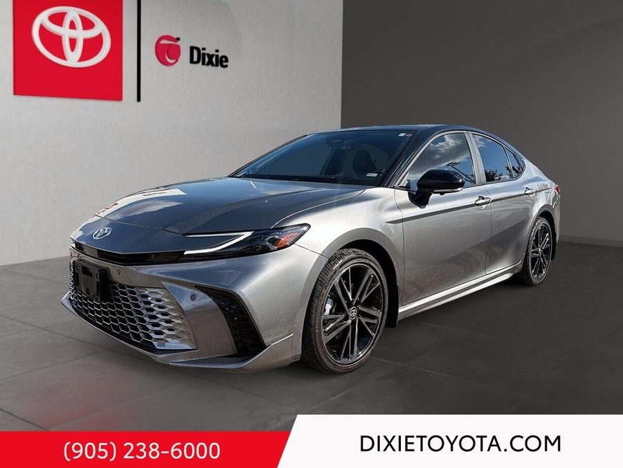 2025 Toyota Camry HYBRID XSE CVT AWD