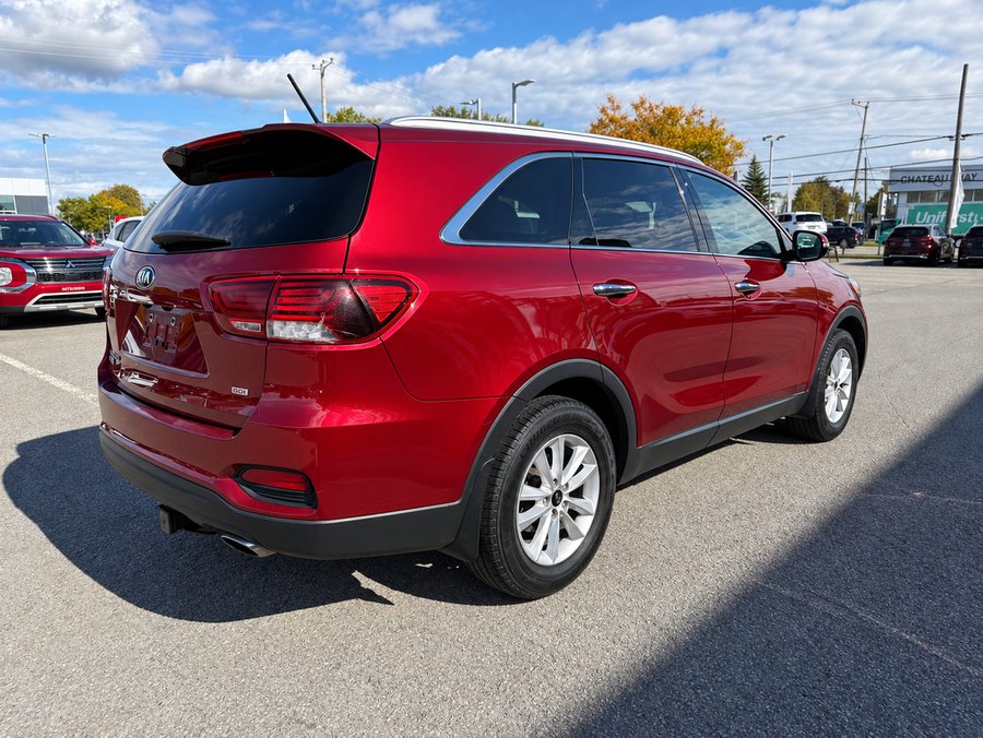 2019 Kia Sorento LX Red
