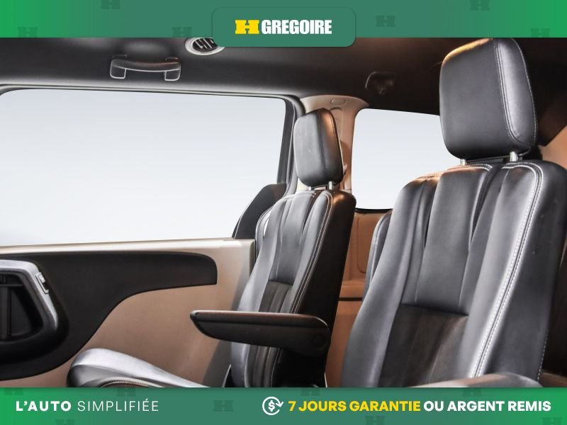 Dodge GR Caravan 2019 Gris Blainville - photo #19