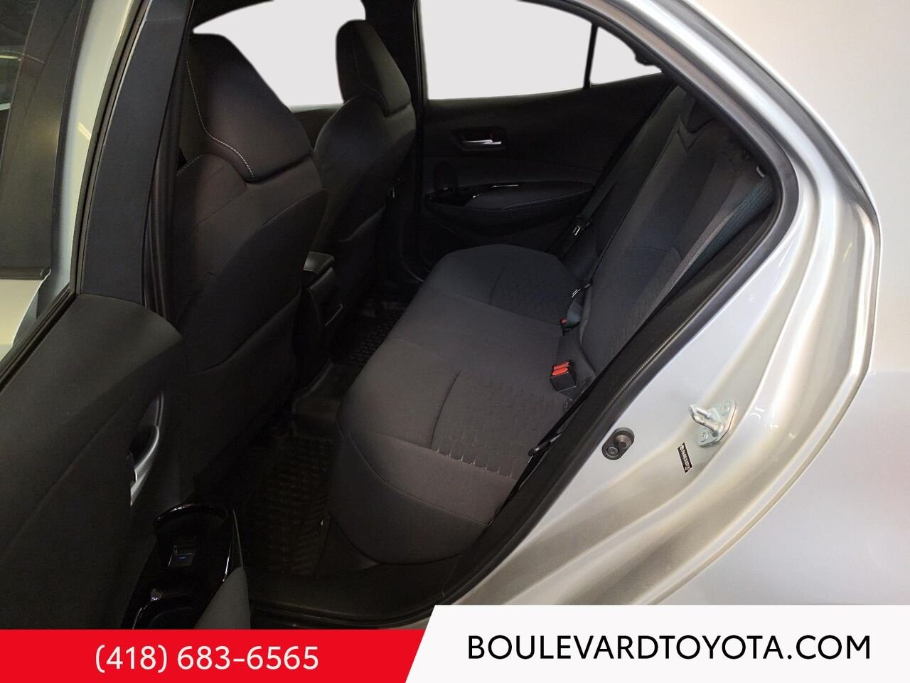 2019 Toyota Corolla Hatchback 100393A-45 | GROUPE AMÉLIORÉ Silver Québec - photo #18