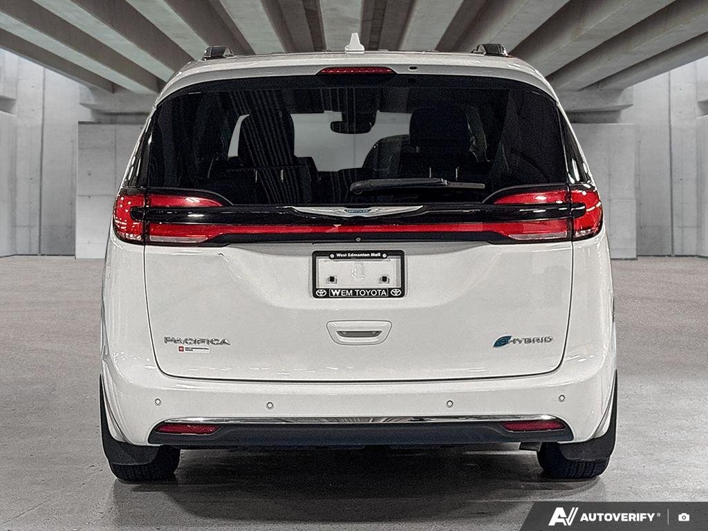 2021 Chrysler Pacifica Hybrid 2601324A | Touring L Plus White Edmonton - photo #4