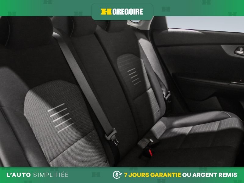 2021 Kia Forte Grey Laval - photo #30