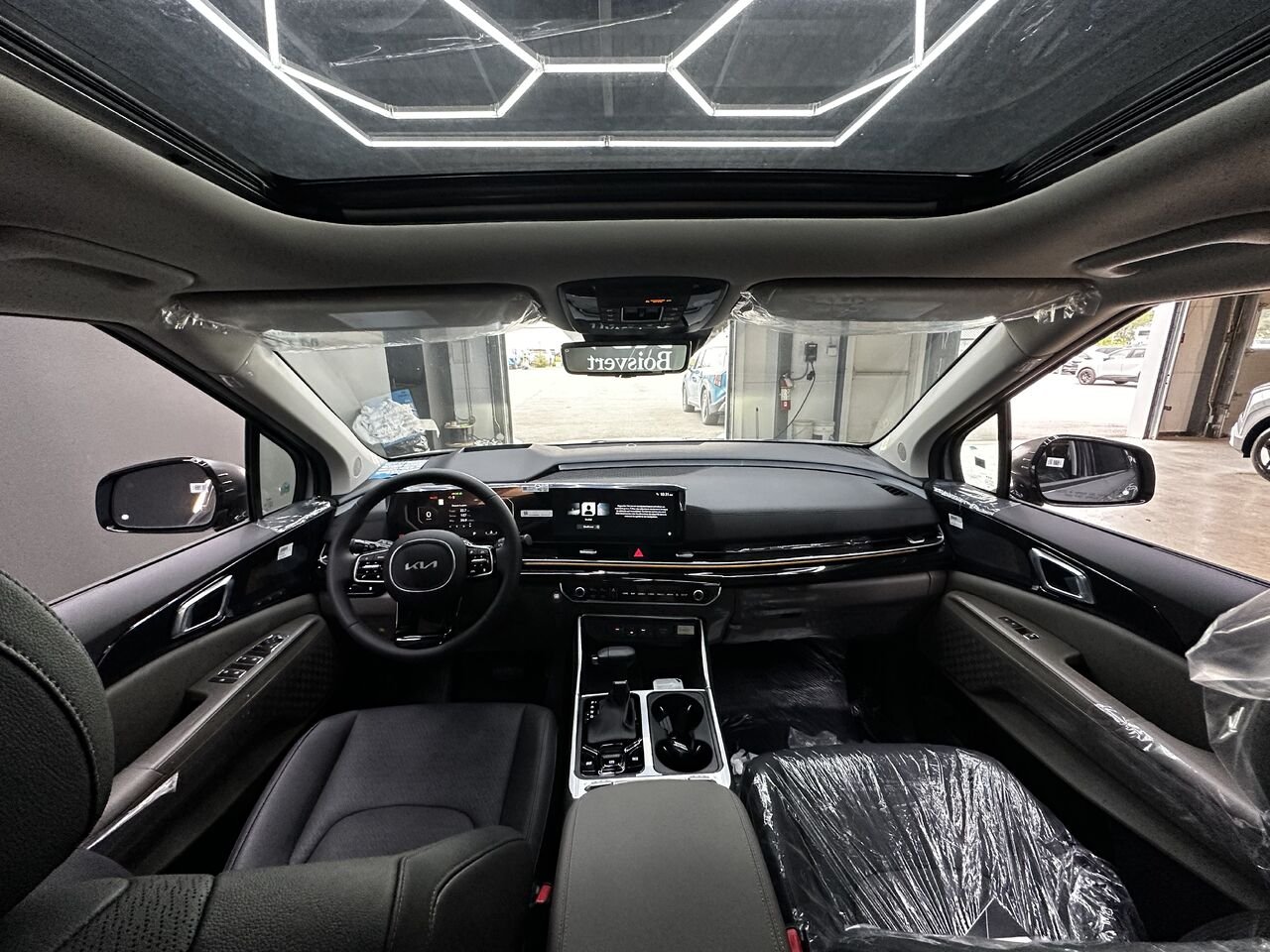 Kia Carnival 2026 Argent céramique Blainville - photo #3