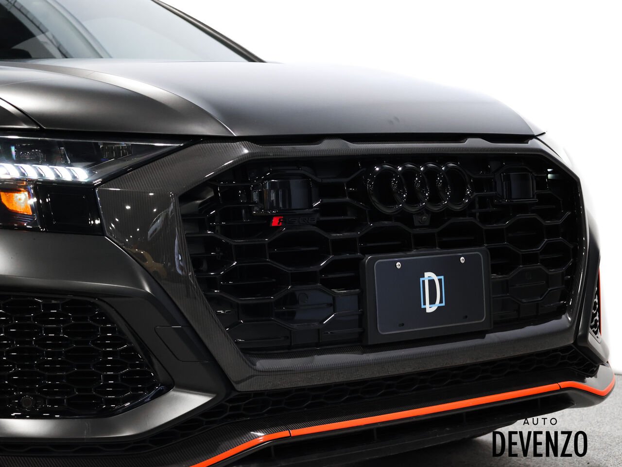 2023 Audi RS Q8 Black Saint-Eustache - photo #9