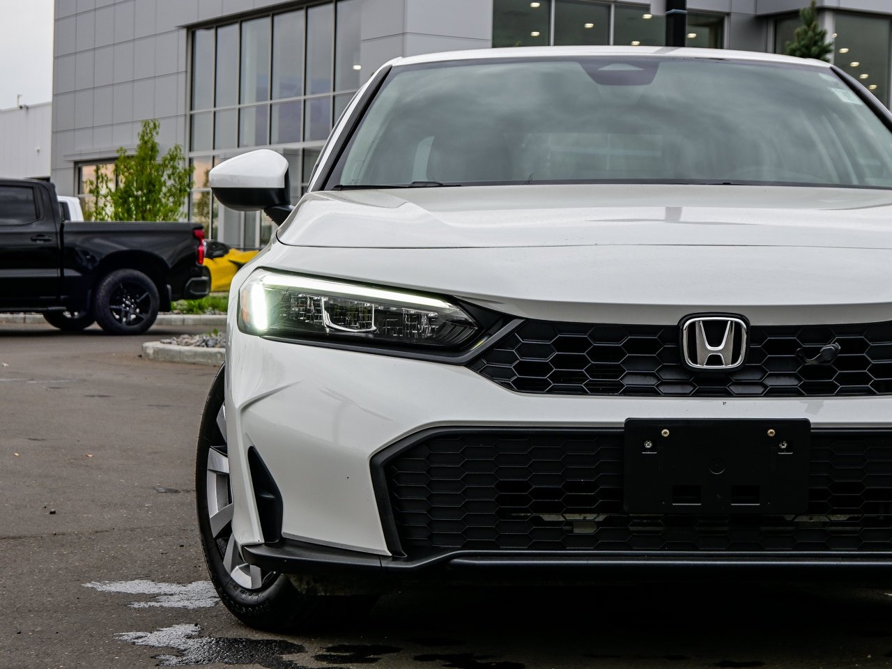 2025 Honda Civic Sedan LX CVT White Sherwood Park - photo #4