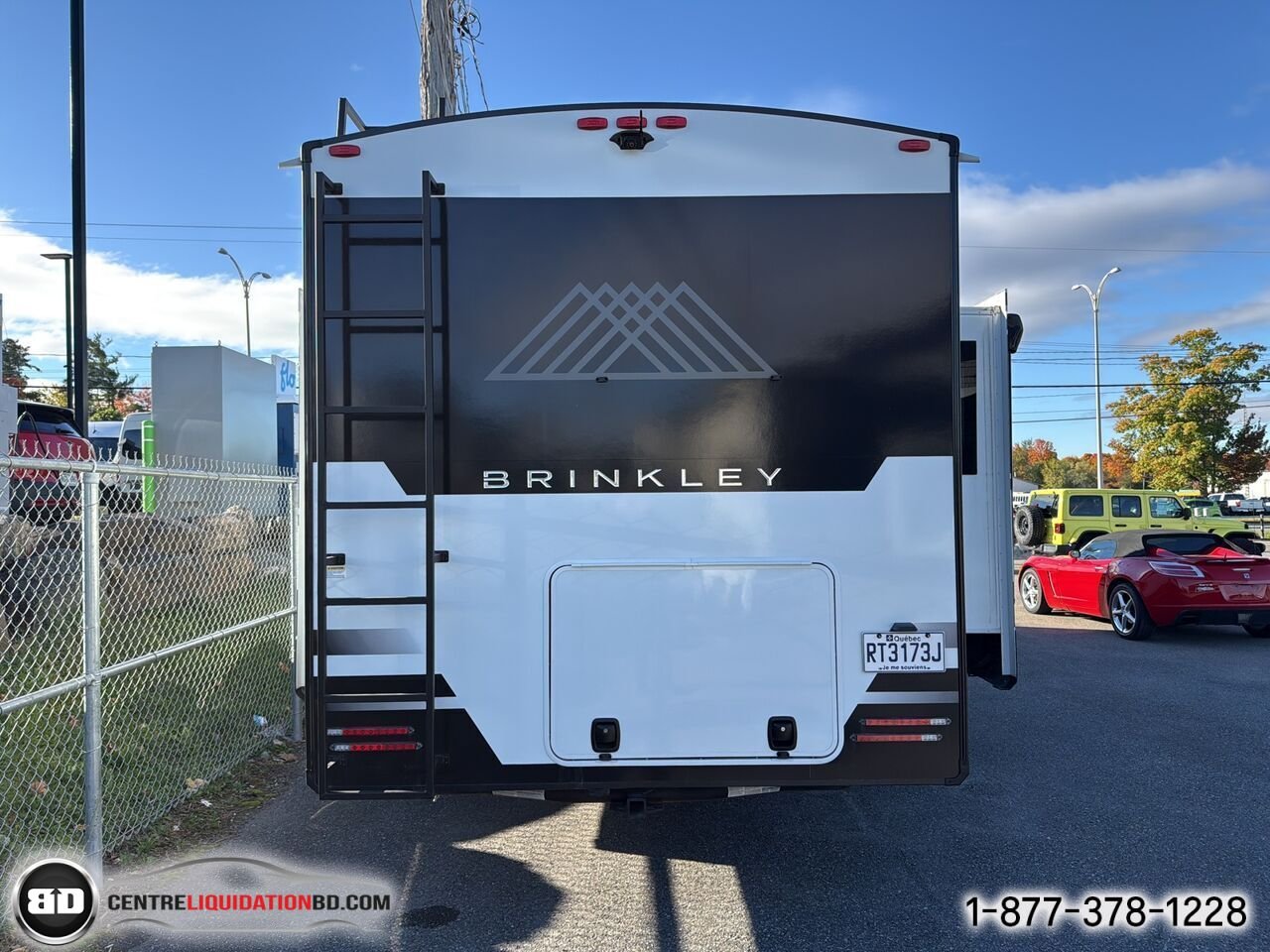 2025 BRINKLEY Z295 | ACCOMODATION White Granby - photo #3