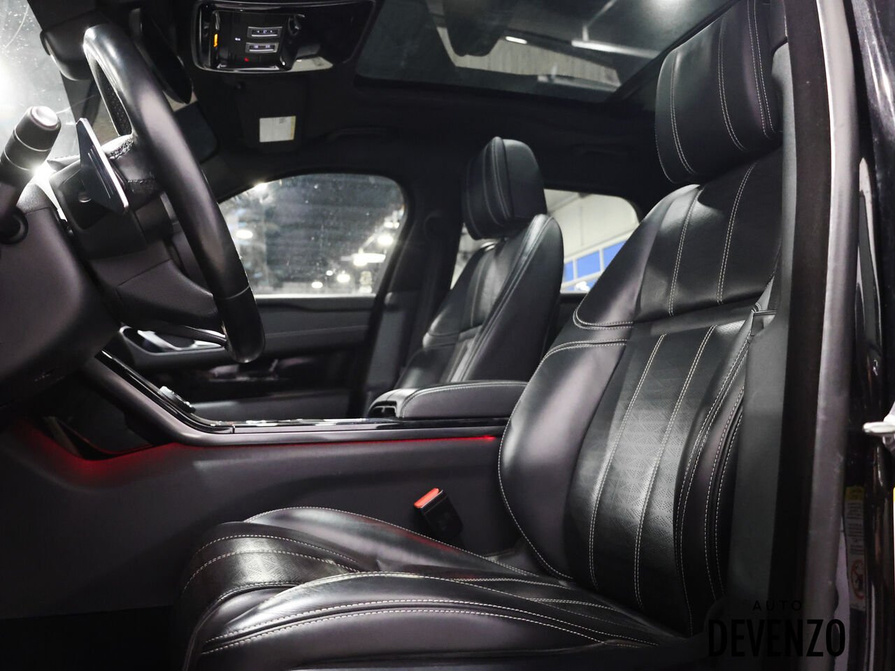 2018 Land Rover Range Rover Velar Black Saint-Eustache - photo #13