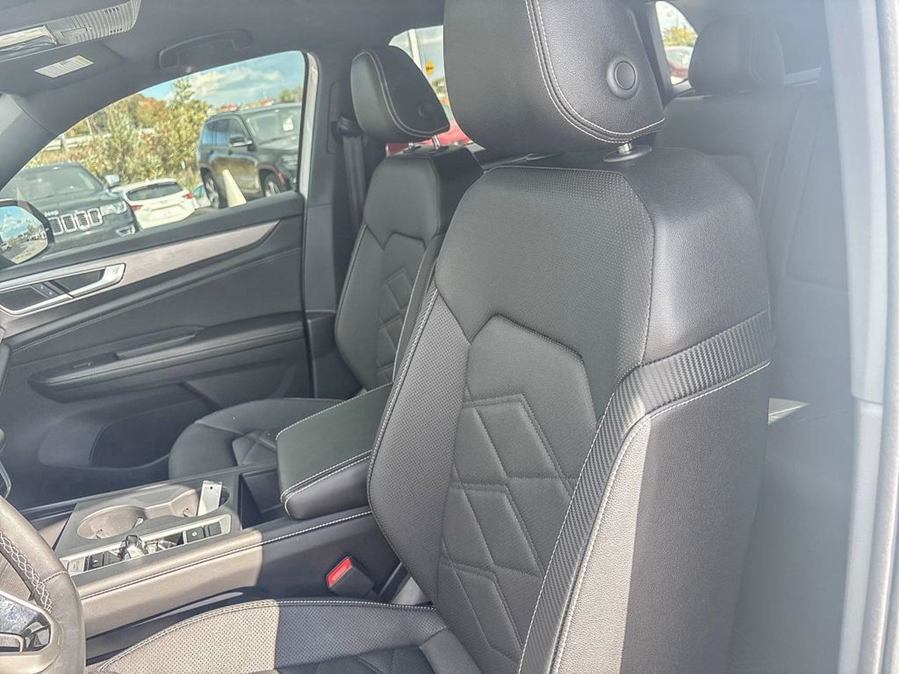 2025 Volkswagen Atlas Cross Sport 1V2LE2CAXSC217294 White Mirabel - photo #22