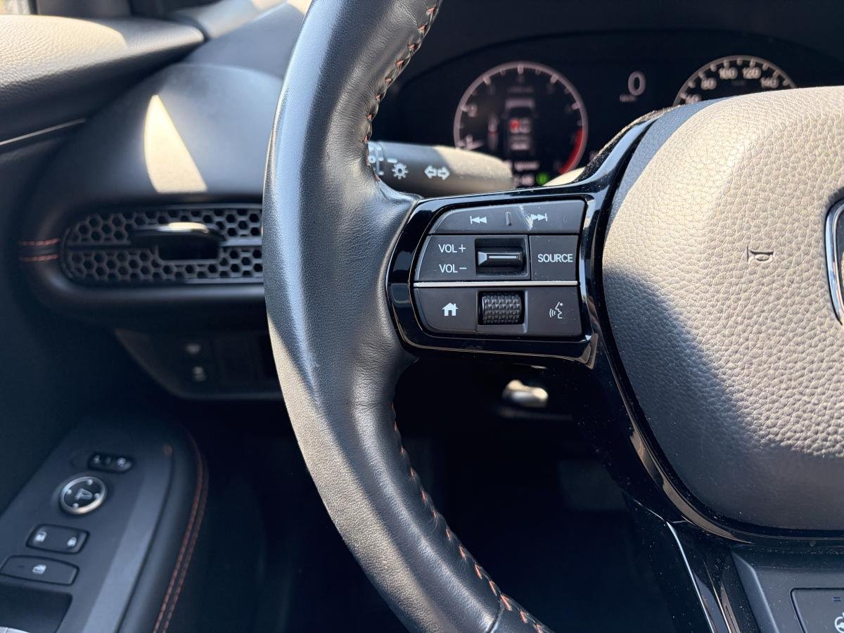 2023 Honda HR-V Red  - photo #12