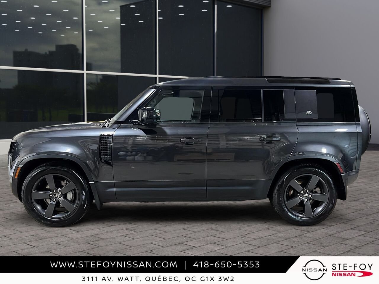 Land Rover Defender 2024 Gris Ste-Foy - photo #23