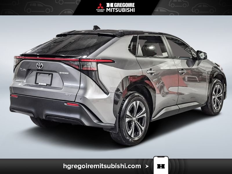 2023 Toyota BZ4X Grey Laval - photo #8