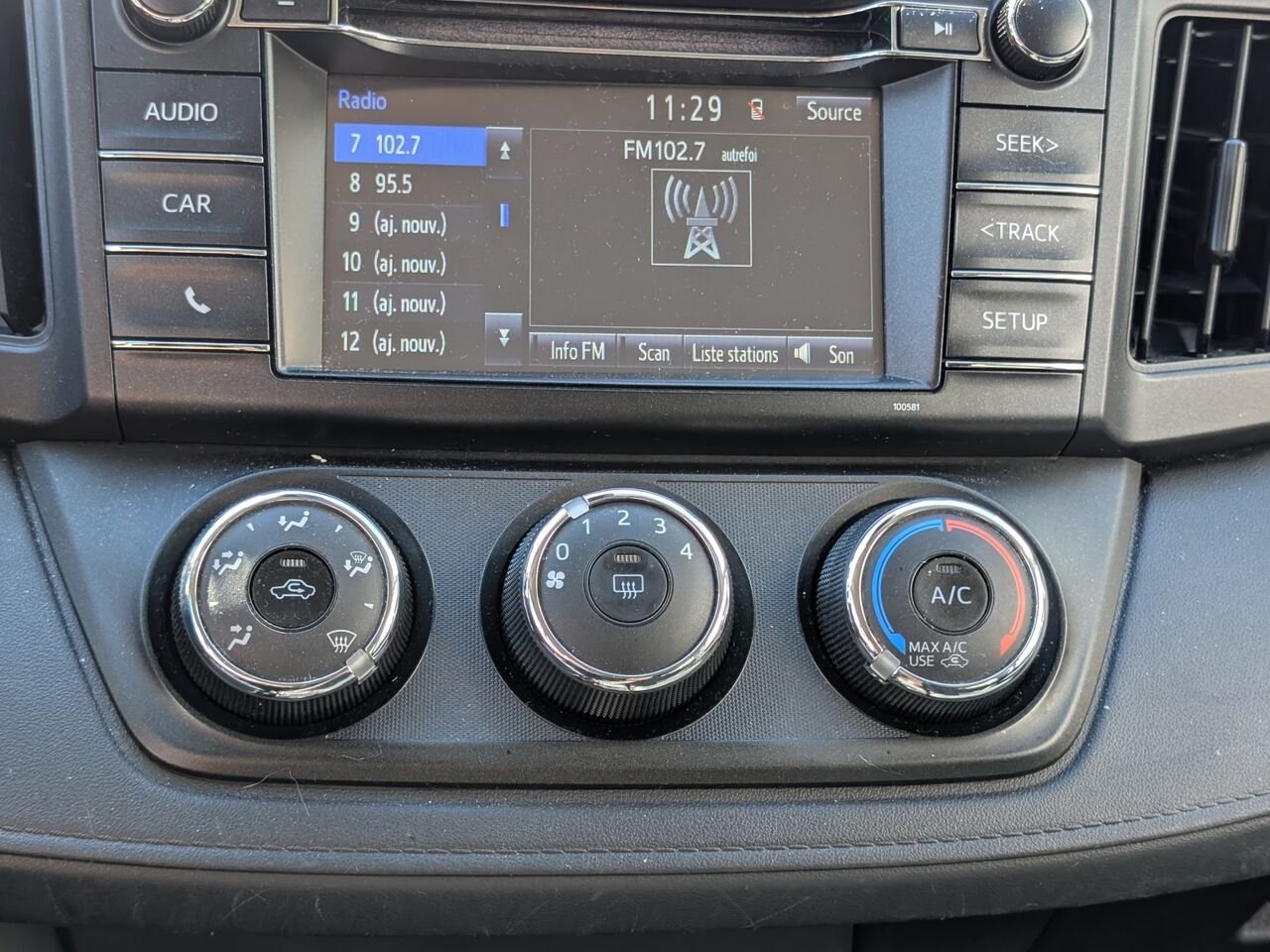 2017 Toyota RAV4 2T3ZFREV1HW341901 Silver Sherbrooke - photo #10