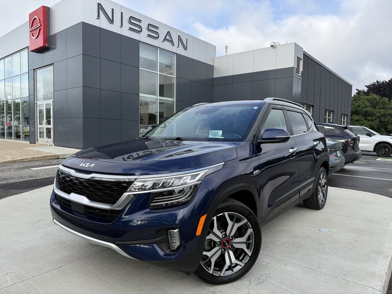 Kia Seltos SX Turbo TI avec intérieur noir 2023 Bleu Châteauguay - photo #0