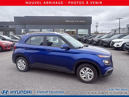 Hyundai Venue Preferred IVT 2023 Bleu