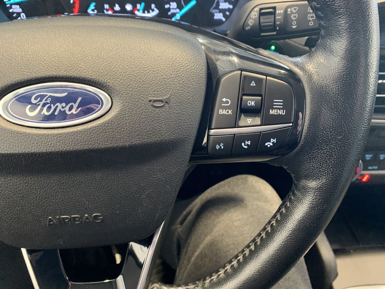 2021 Ford Escape ESCAPE SE AWD White Châteauguay - photo #33