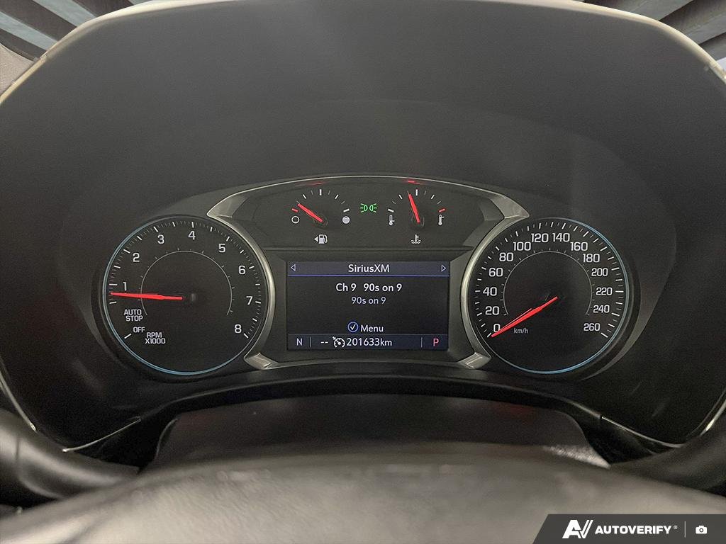 2022 Chevrolet Equinox 2602296A | RS, fully reconditioned, new brakes, priced to sell quickly Blue Edmonton - photo #13