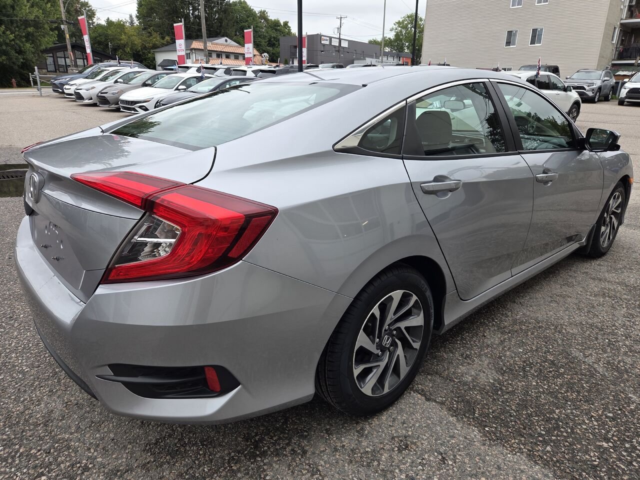 Honda CIVIC BERLINE EX 2017 Argent Mont-Laurier - photo #4