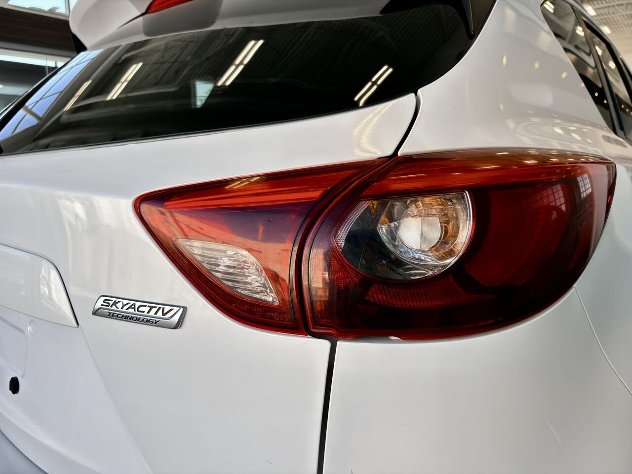2016 Mazda CX-5 White Notre-Dame-des-Prairies - photo #9