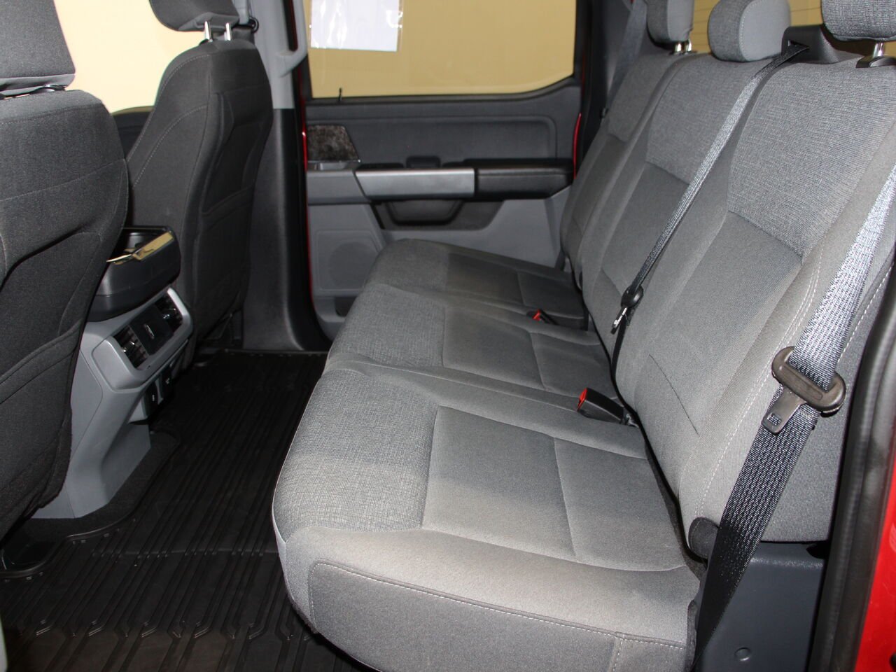Ford F-150 Lightning XLT F150 LIGHTNING XLT 2024 Rouge Châteauguay - photo #10